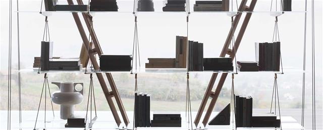 Libreria Veliero by Franco Albini, detail of a shelf