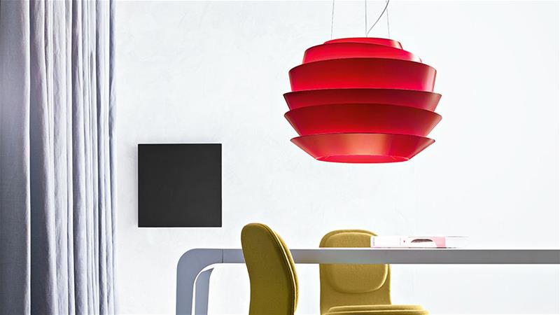 fashion_design_furniture_trends_2018 le soleil foscarini red suspension lamp white background